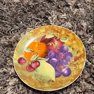 Decorative fruit plate 8.5"